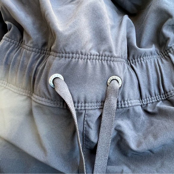 Patagonia Fleetwith Black Jumpsuit Light Plume 
Drawstring Waist Size XL - Picture 6 of 9